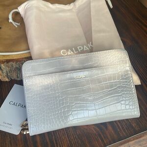 Calpak Wallet